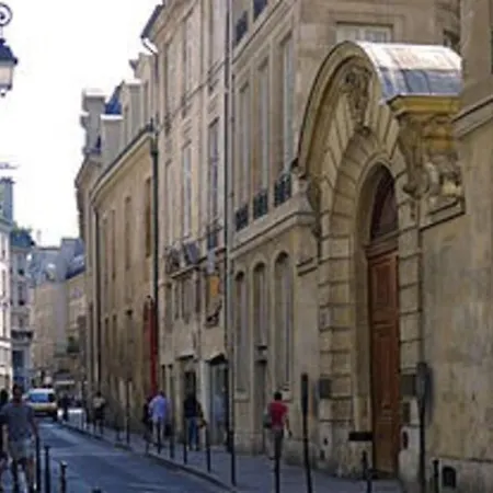 Apartament Dans Le Marais Avec Terrasse Paryż