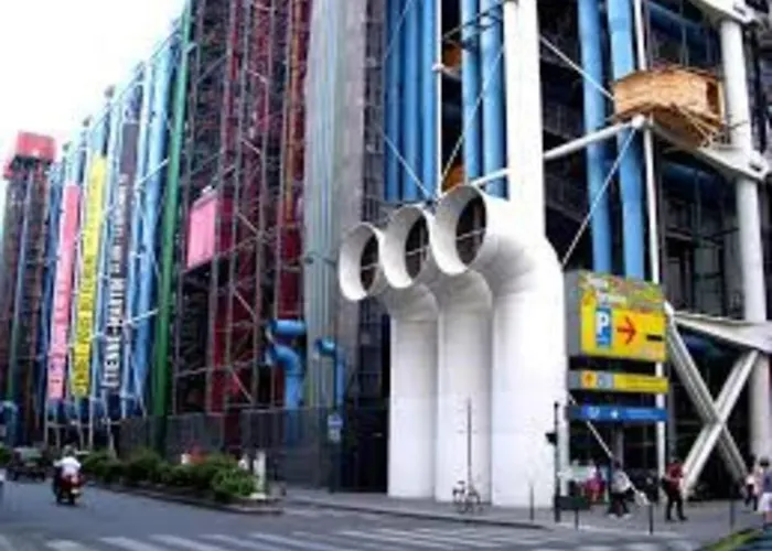 Dans Le Marais Avec Terrasse *